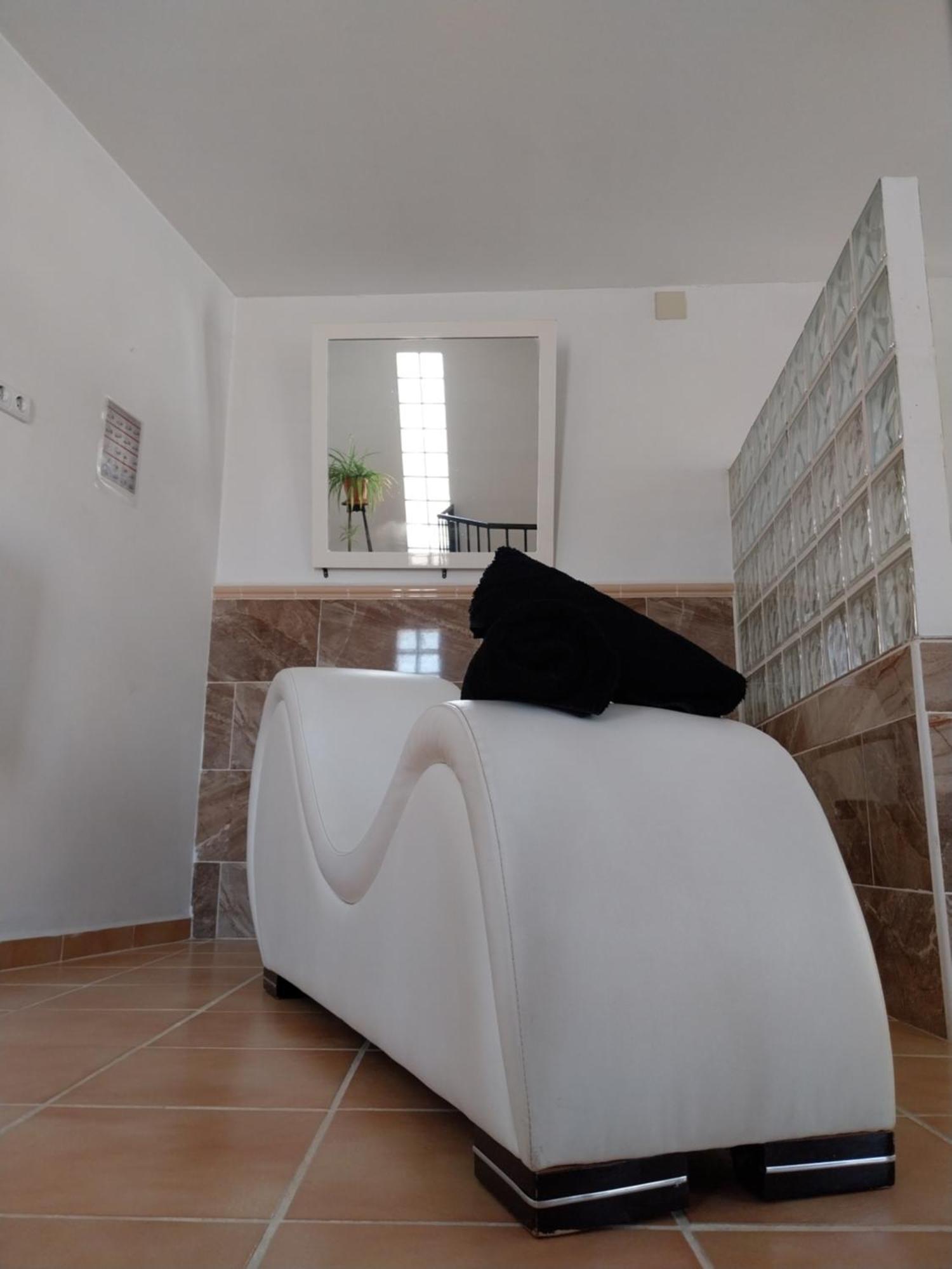 Pension Isla - Couples Only Casas de Cuadra Luaran gambar