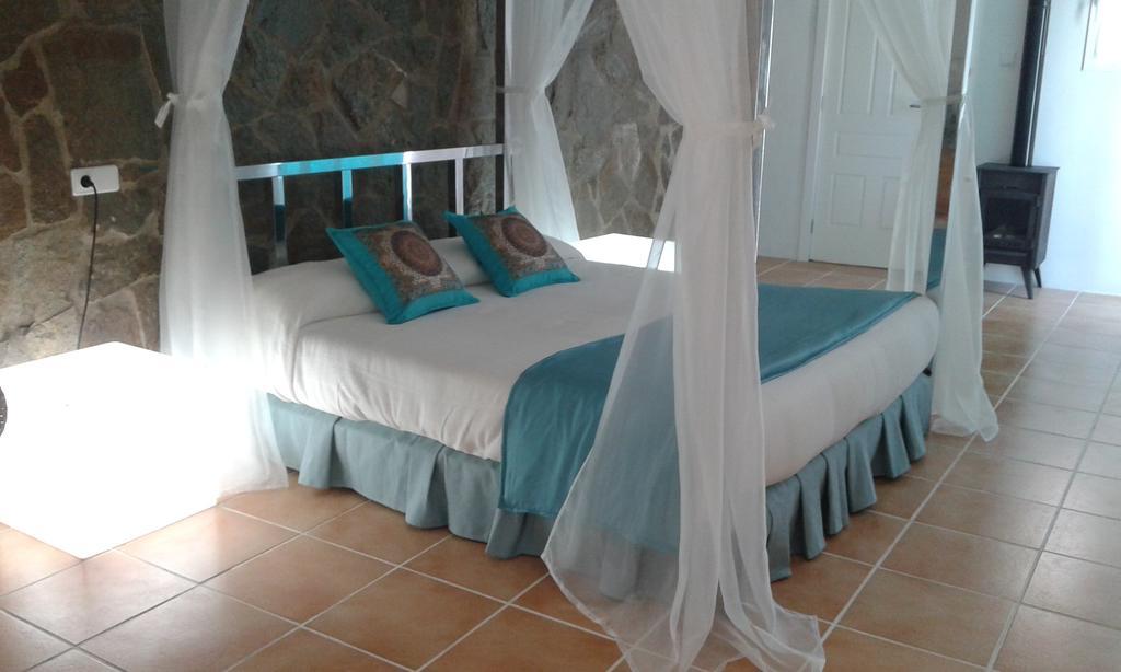 Pension Isla - Couples Only Casas de Cuadra Luaran gambar